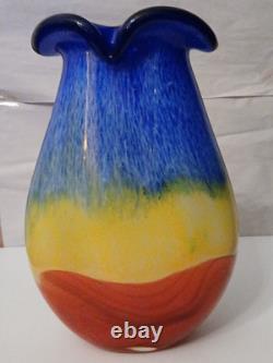 Vase en verre art à rayures arc-en-ciel italiennes rouge, jaune et bleu en verre épais