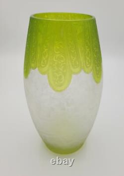 Vase en verre art déco français gravé en camée 1436