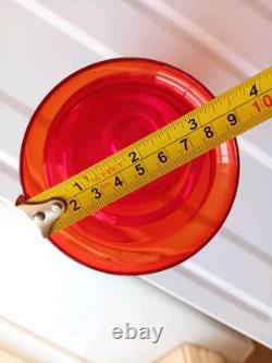 Vase en verre art rouge vintage Tamara Aladin 7,5 pouces de hauteur environ années 1960 en bon état