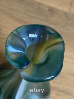 Vase en verre art signé marbré lourd vert