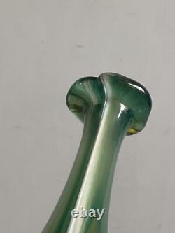 Vase en verre art signé marbré lourd vert