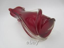 Vase en verre art sommerso rouge à côtes torsadées vintage Murano années 60