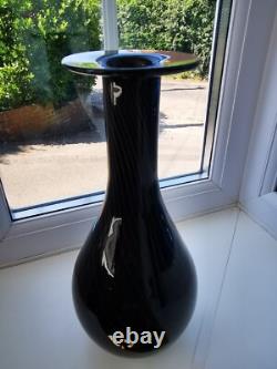 Vase en verre art vintage style Murano noir améthyste motif spiralé
