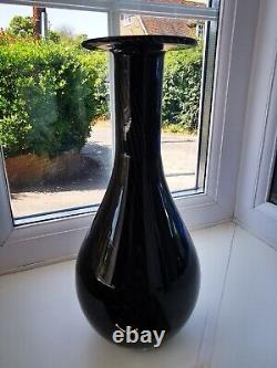 Vase en verre art vintage style Murano noir améthyste motif spiralé