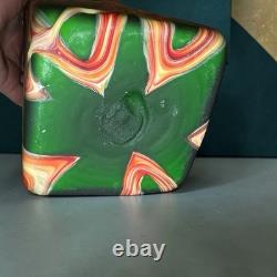 Vase en verre artistique Essie Zareh Studio vert avec motif en toile rouge moderniste E. Zareh
