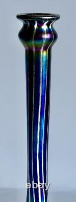 Vase en verre artistique Igor Muller soufflé à la main irisé Art Nouveau tchèque