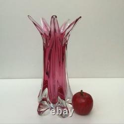 Vase en verre artistique Ruby Pink de Josef Hospodka pour Chribska, beau et grand
