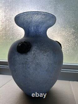 Vase en verre artistique Seguso Murano bleu pâle 'Scavo' avec prunts appliqués 10 x 7 C-1960's