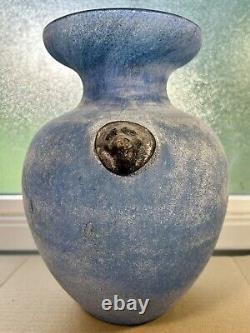 Vase en verre artistique Seguso Murano bleu pâle 'Scavo' avec prunts appliqués 10 x 7 C-1960's