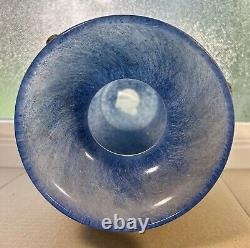 Vase en verre artistique Seguso Murano bleu pâle 'Scavo' avec prunts appliqués 10 x 7 C-1960's