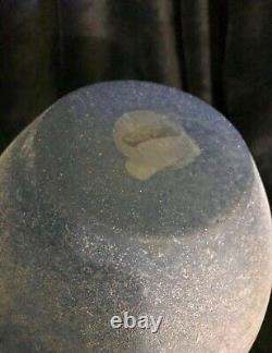 Vase en verre artistique Seguso Murano bleu pâle 'Scavo' avec prunts appliqués 10 x 7 C-1960's