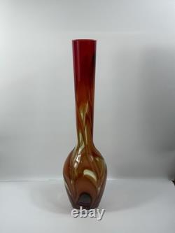 Vase en verre artistique Waterford Evolution 24 rouge ambre tourbillonnant, grand décor moderne en cristal