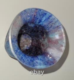 Vase en verre artistique à collages de colle bohémien antique tchèque 1525