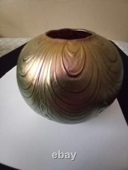 Vase en verre artistique à plumes tirées, daté et signé Donald Carlson, irisé, RARE