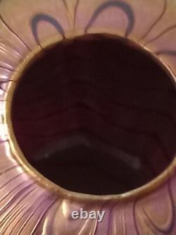 Vase en verre artistique à plumes tirées, daté et signé Donald Carlson, irisé, RARE