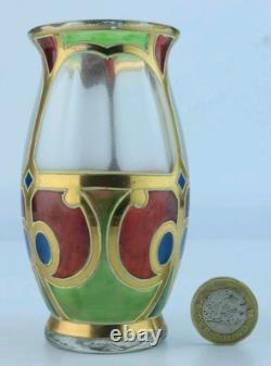 Vase en verre artistique doré et peint de Lobmeyr (Vienne)