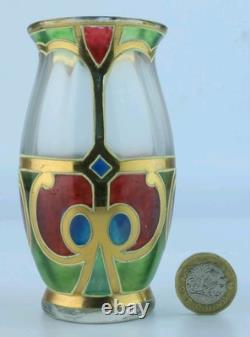 Vase en verre artistique doré et peint de Lobmeyr (Vienne)