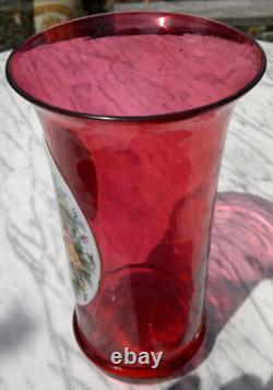 Vase en verre artistique émaillé de Moser en cristal de Bohême antique vers 1830, 23,5 cm de hauteur