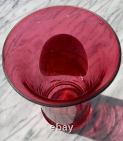 Vase en verre artistique émaillé de Moser en cristal de Bohême antique vers 1830, 23,5 cm de hauteur