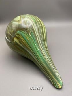 Vase en verre artistique en forme de goutte d'eau vert en baril ULTRA RARE signé de QUALITÉ LOURDE