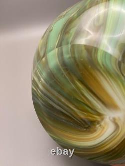 Vase en verre artistique en forme de goutte d'eau vert en baril ULTRA RARE signé de QUALITÉ LOURDE