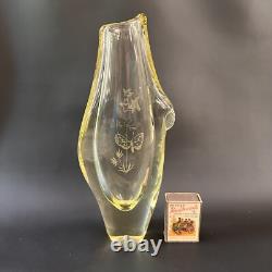 Vase en verre artistique gravé Miloslav Klinger vintage du milieu du siècle, 24 cm de hauteur, République tchèque