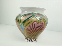 Vase en verre artistique irisé à plumes tirées signé Joseph Morel Zellique 1982