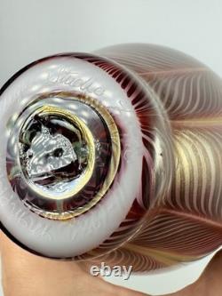 Vase en verre artistique irisé à plumes tirées signé Joseph Morel Zellique 1982