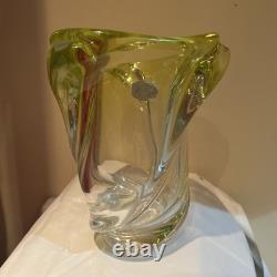 Vase en verre artistique lourd Art Déco Val St Lambert en verre tordu vert SIGNÉ