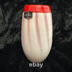 Vase en verre artistique opalescent blanc rayé de canne de bonbon rouge Dale Tiffany de 7,5 pouces
