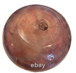 Vase en verre artistique signé Peter Holmes des Scottish Borders, tourbillons marron sur fond jaune