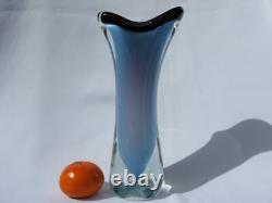 Vase en verre artistique signé Reijmyre Paul Kedelv Re 57 1957 bleu aqua violet lilas