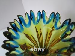 Vase en verre artistique soufflé à la main MCM vert or bleu 10,50 pouces de hauteur