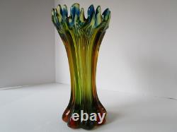 Vase en verre artistique soufflé à la main MCM vert or bleu 10,50 pouces de hauteur