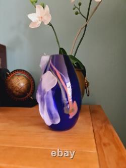 Vase en verre artistique soufflé à la main bleu cobalt signé jo le Gallezigi design en spirale rare