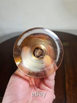 Vase en verre artistique soufflé à la main irisé orange à bord festonné de style victorien antique