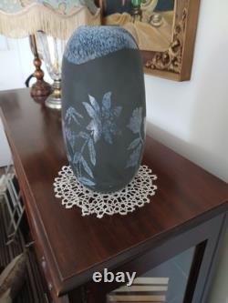 Vase en verre artistique tchèque/bohémien de milieu de siècle, gravé à l'acide, beau design