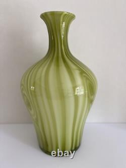 Vase en verre artistique vert vintage du 20ème siècle, grand, 40 cm