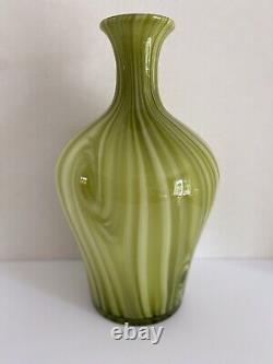 Vase en verre artistique vert vintage du 20ème siècle, grand, 40 cm