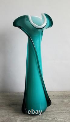 Vase en verre artistique vintage Empoli Cristalleria Fratelli Betti en turquoise et blanc 15 pouces