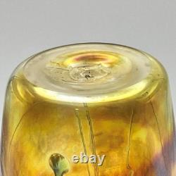 Vase en verre artistique vintage Roger Roland signé, irisé doré, soufflé à la main, 8¾ pouces