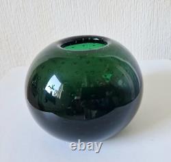 Vase en verre bulle vert foncé 'Perlora' conçu par Walter Drexel WMF des années 1960
