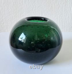 Vase en verre bulle vert foncé 'Perlora' conçu par Walter Drexel WMF des années 1960