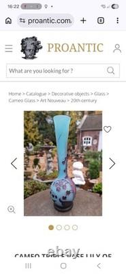 Vase en verre camée Art Nouveau authentique d'Émile Gallé 'Muguet' Ex-Hôtel Culloden