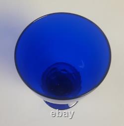 Vase en verre cobalt Bristol bleu des arts et métiers sécessionniste autrichien antique