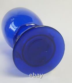 Vase en verre cobalt Bristol bleu des arts et métiers sécessionniste autrichien antique