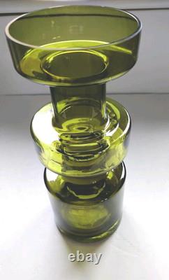 Vase en verre cog couleur olive de Riihimaki des années 1960-1970 style camshaft kaki avocat