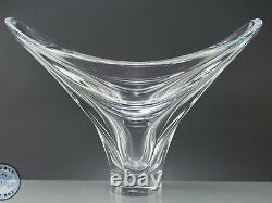 Vase en verre cristal clair Vannes France, art en verre libre forme MCM, 10½ pouces de hauteur