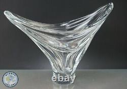 Vase en verre cristal clair Vannes France, art en verre libre forme MCM, 10½ pouces de hauteur