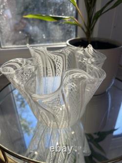 Vase en verre d'art Murano Lattigino Ribbon blanc-transparent 5 pouces de haut